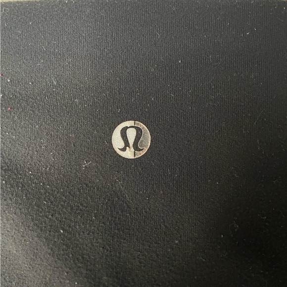 Lululemon black leggings, not sure what style Size: 6 - Picture 2 of 3